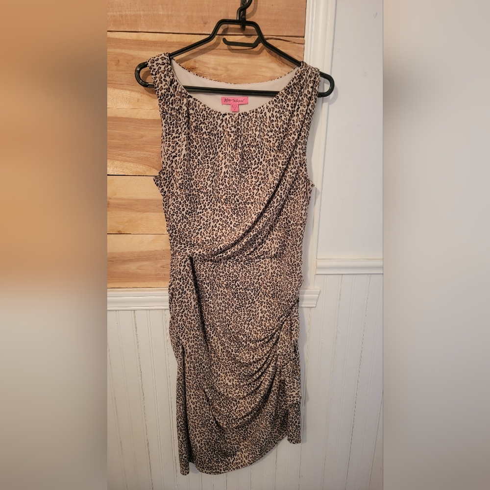 Animal print dress 👗 😍